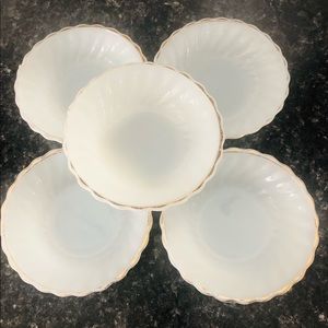 Set of five vintage milk glass anchor hocking hi dessert bowls USA made